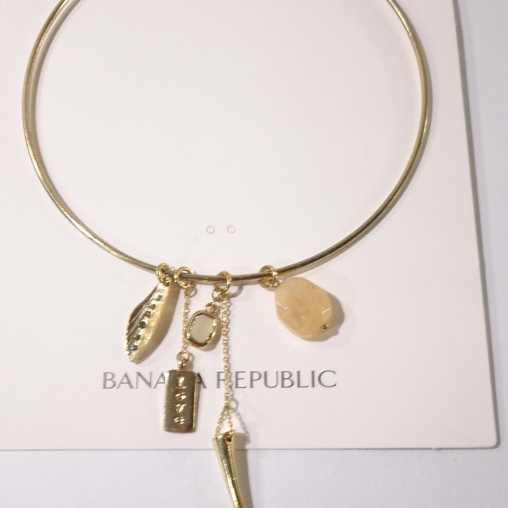 NWT 59 Banana Republic Charm Love Stone Choker Necklace NWT 59